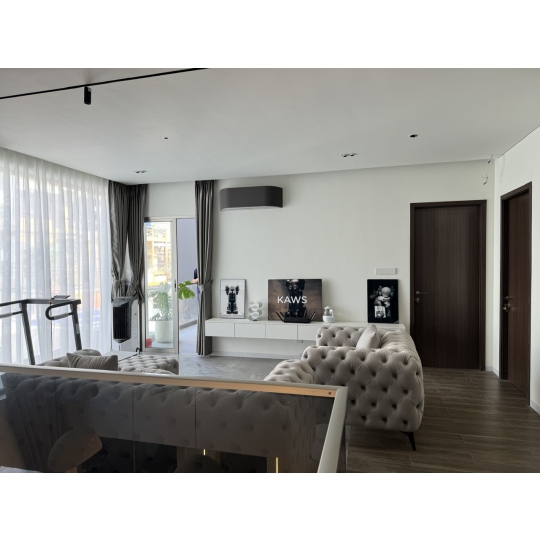 Biêt Thự Hiện Đại Ở Phường 1 Tân Bình