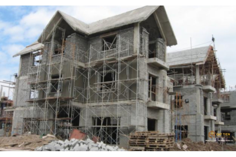 Thi công xây thô tường Bến Tre